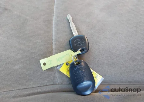 2010 Toyota Highlander Base V6 z USA, uszkodzony, nr VIN 5TDZK3EH2AS018547